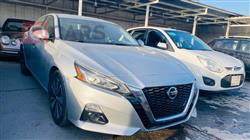 نيسان ألتيما